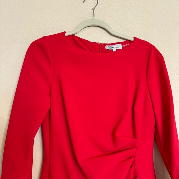 Teri Jon by Rickie Freeman Red Bell-Sleeve Crepe Sheath Dress Size 10 - Picture 4 of 16